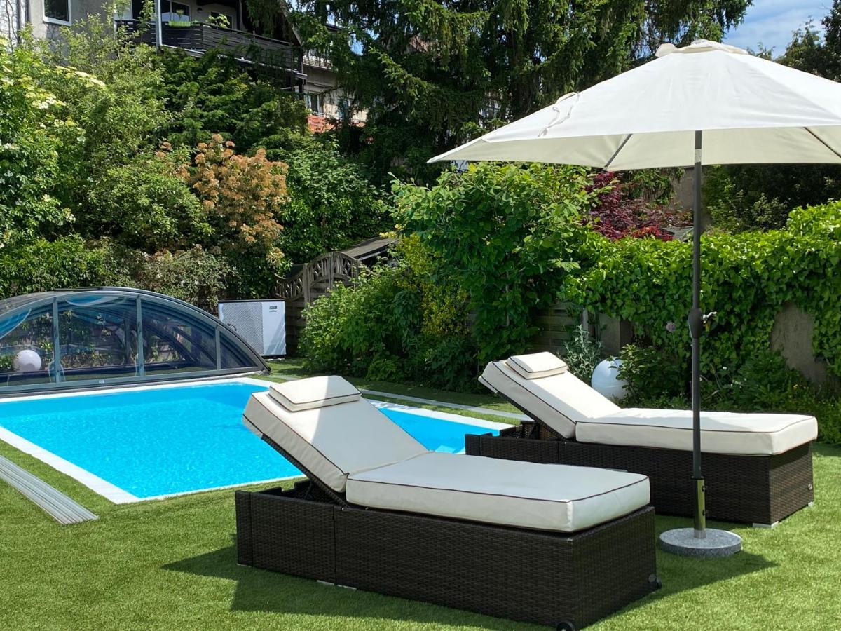 Haeuschen Im Garten In Der Muelheimer Altstadt Mülheim an der Ruhr Eksteriør billede