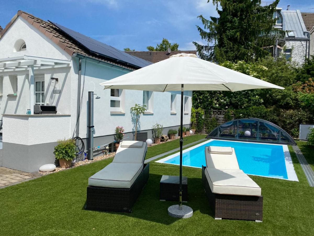 Haeuschen Im Garten In Der Muelheimer Altstadt Mülheim an der Ruhr Eksteriør billede